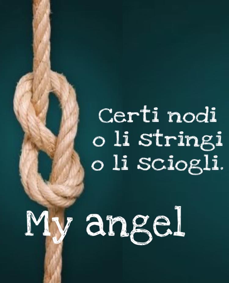 Certi nodi o li stringi o li sciogli.